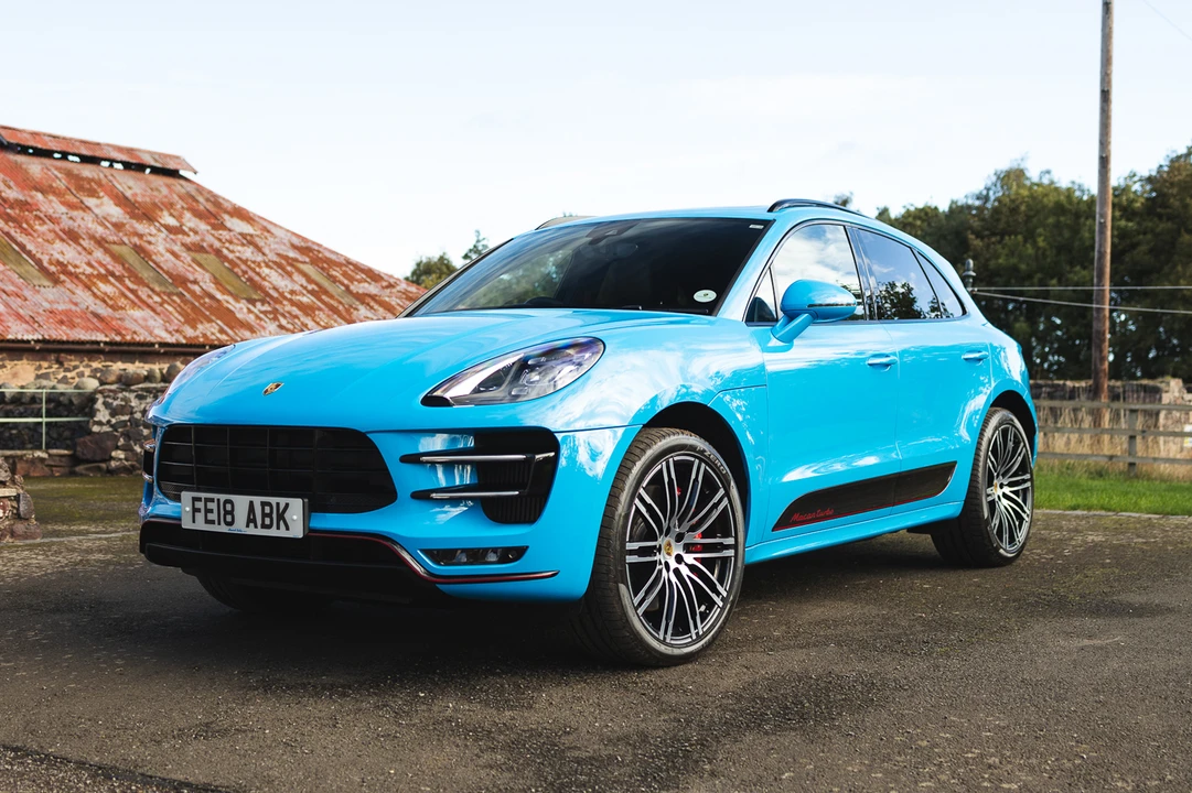 2018 Porsche Macan Turbo - Image 2 of 31