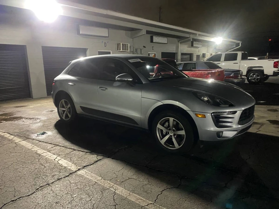 2018 Porsche Macan Turbo - Image 7 of 9