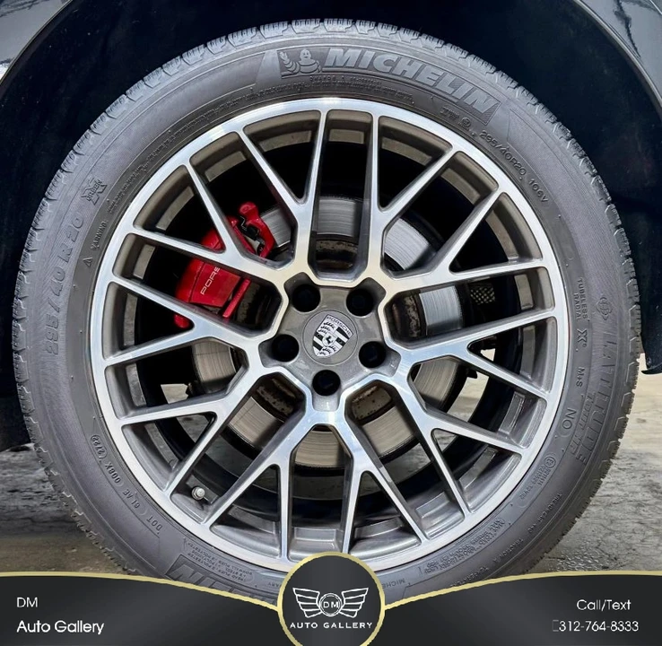 2018 Porsche Macan - Image 13 of 31