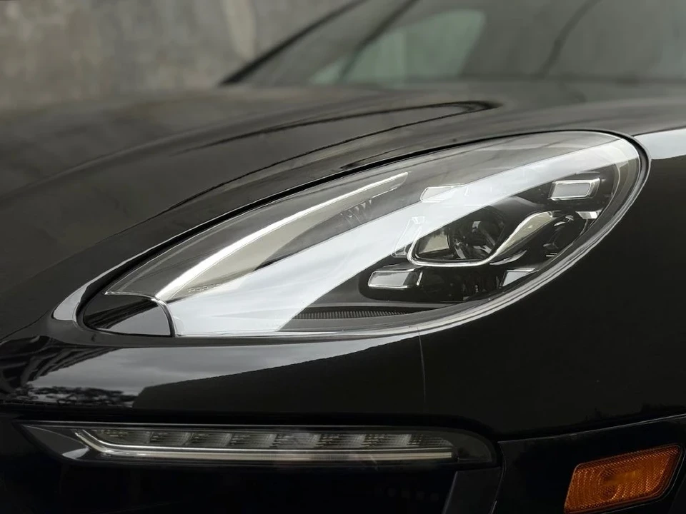2018 Porsche Macan S - Image 8 of 21