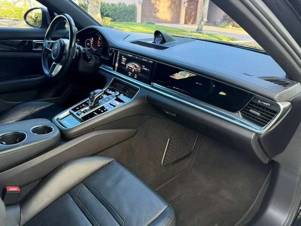 2018 Porsche 971 Panamera - Image 11 of 18