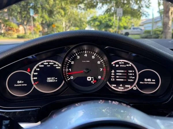 2018 Porsche 971 Panamera - Image 8 of 18