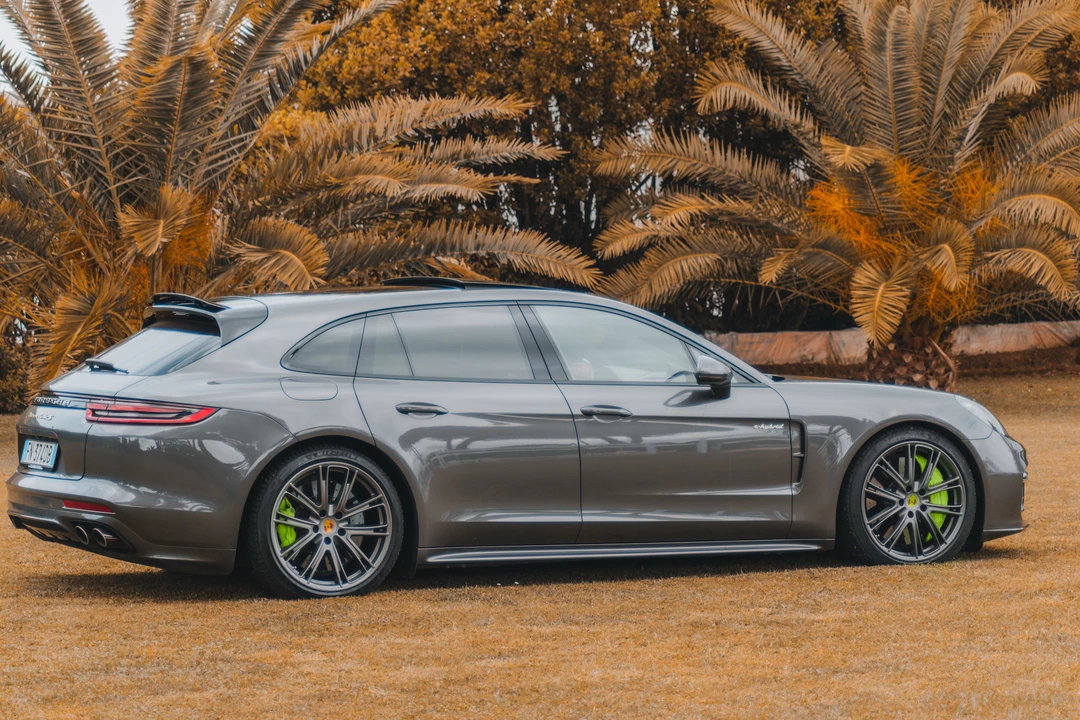2018 Porsche 971 Panamera Turbo - Image 2 of 11