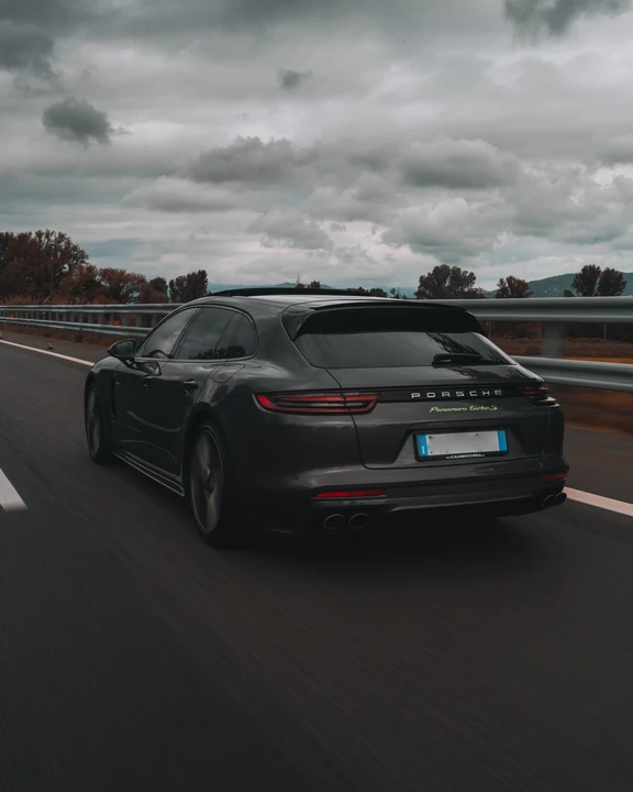 2018 Porsche 971 Panamera Turbo - Image 7 of 11