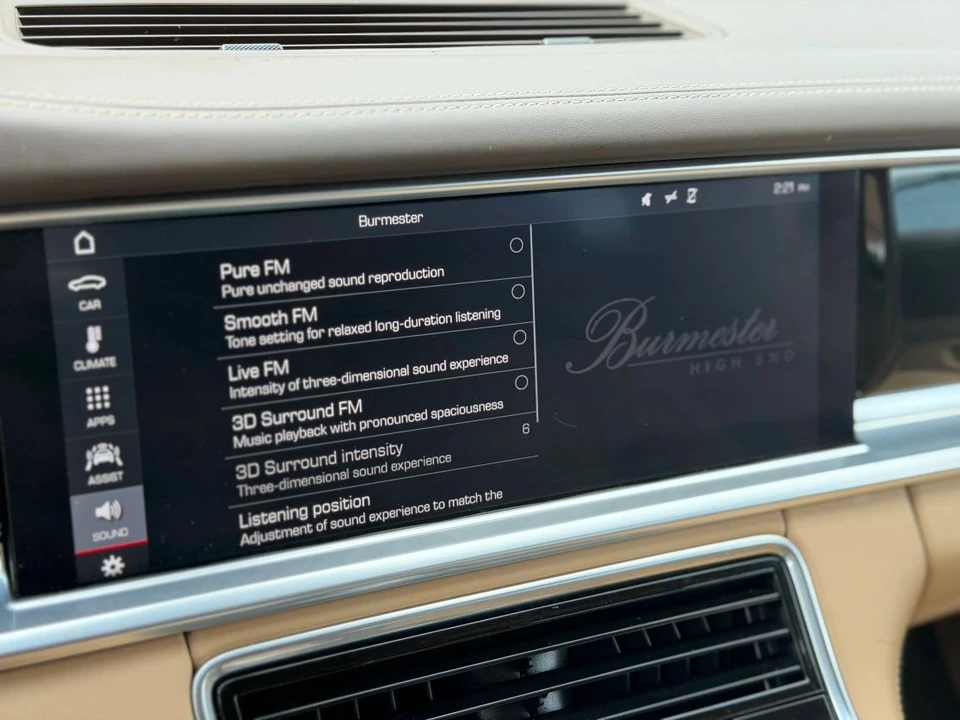 2018 Porsche 971 Panamera - Image 24 of 31