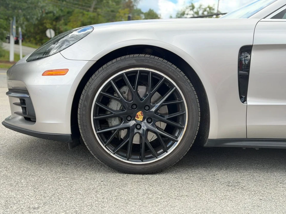 2018 Porsche 971 Panamera - Image 6 of 31