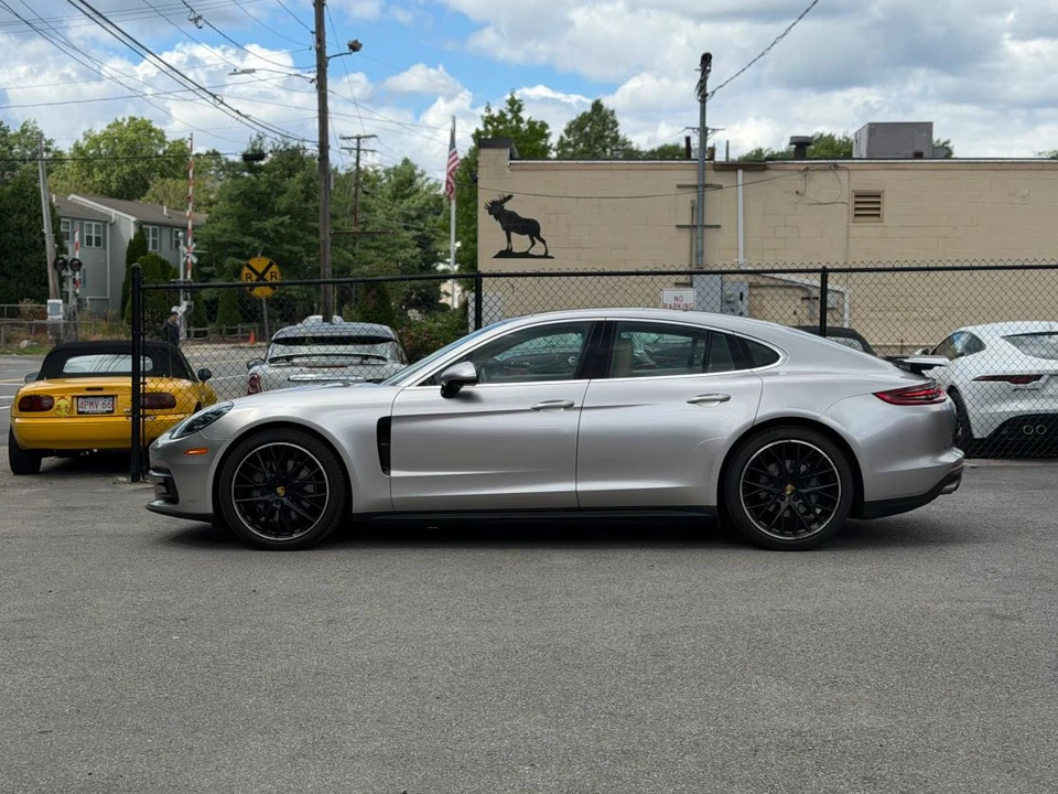 2018 Porsche 971 Panamera - Image 7 of 31