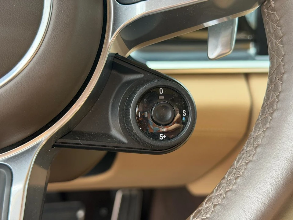 2018 Porsche 971 Panamera - Image 21 of 31