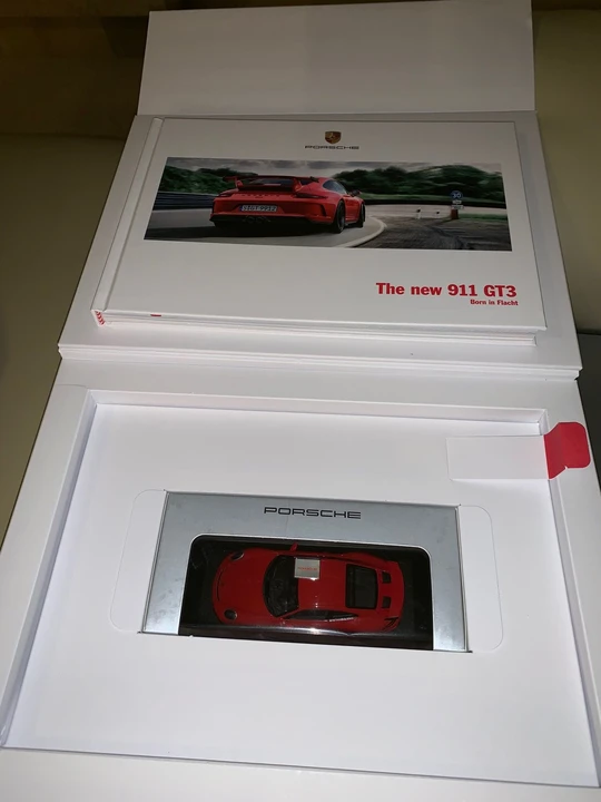 2018 Porsche 991 GT3 - Image 3 of 15