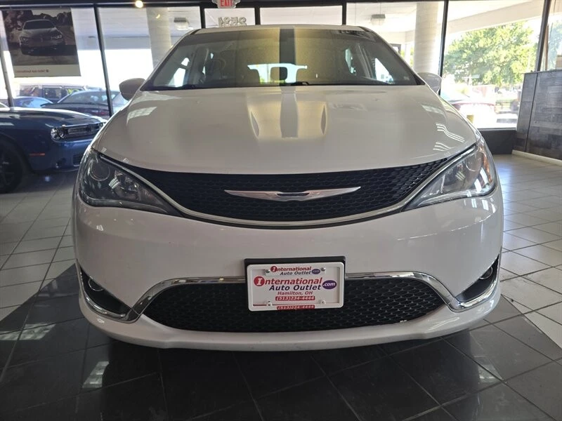 2018 Chrysler - Image 2 of 4