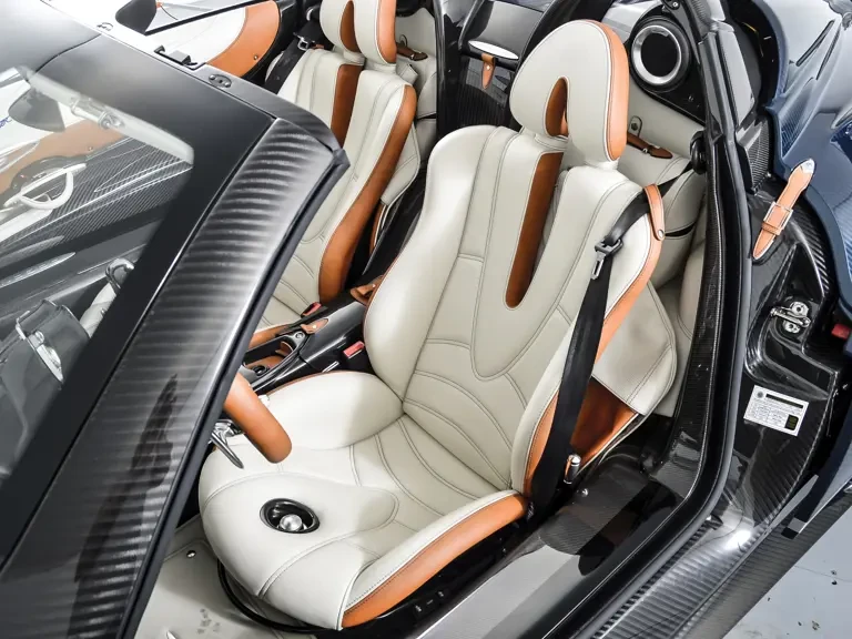 2018 Pagani Huayra - Image 16 of 31
