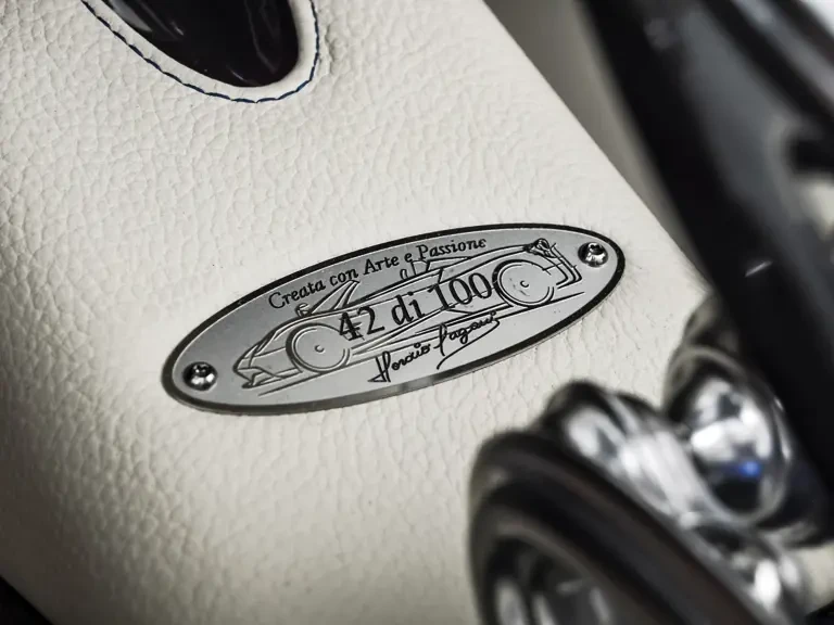 2018 Pagani Huayra - Image 24 of 31