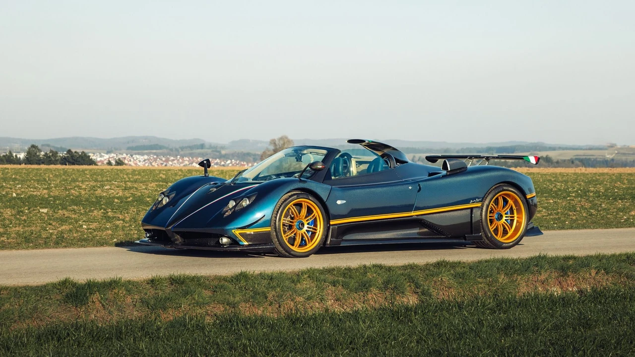 2018 Pagani Zonda - Image 21 of 31
