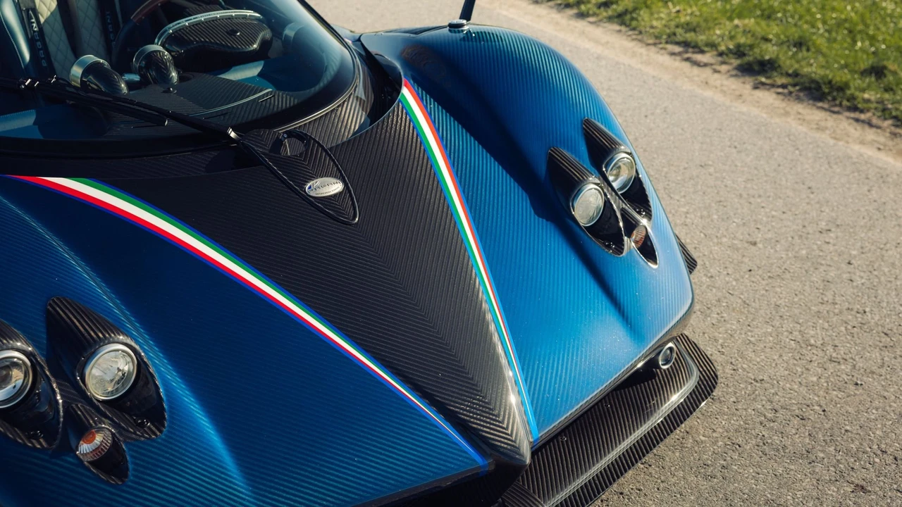 2018 Pagani Zonda - Image 9 of 31