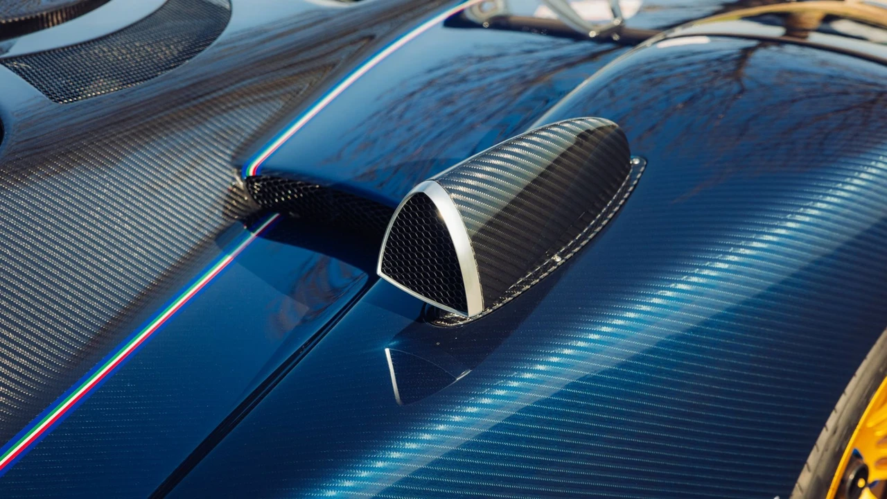 2018 Pagani Zonda - Image 25 of 31