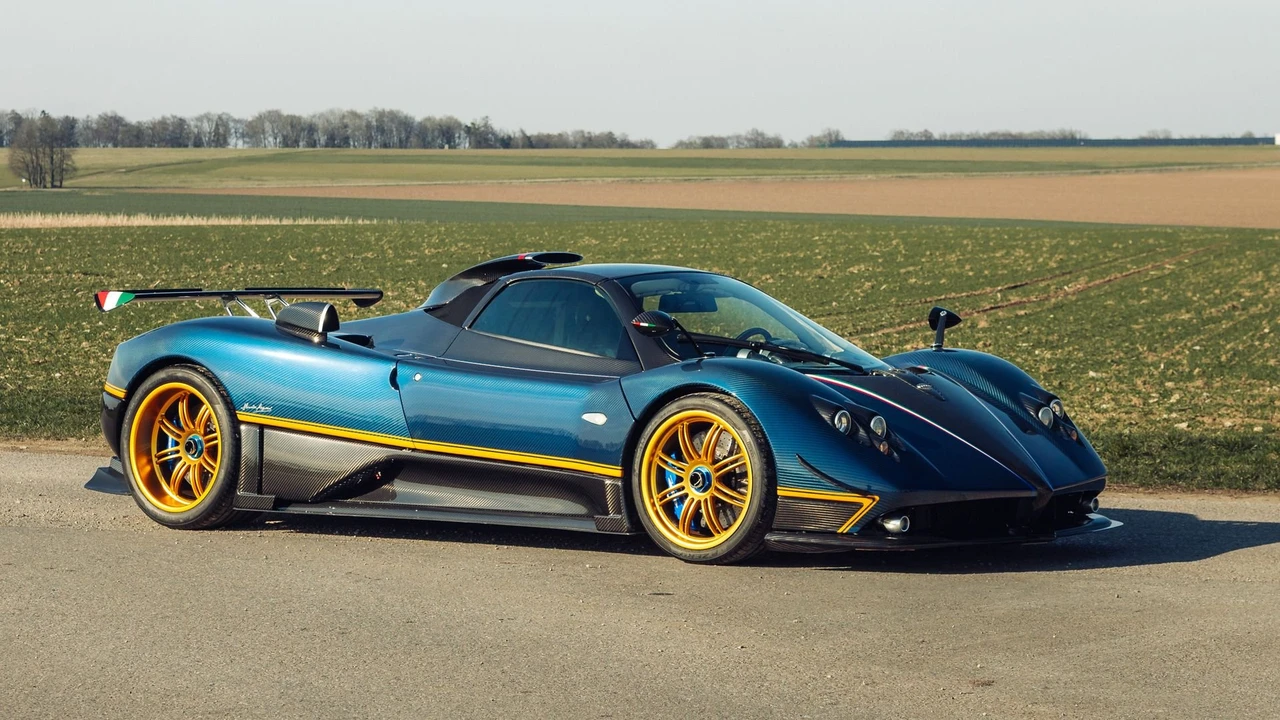 2018 Pagani Zonda - Image 15 of 31