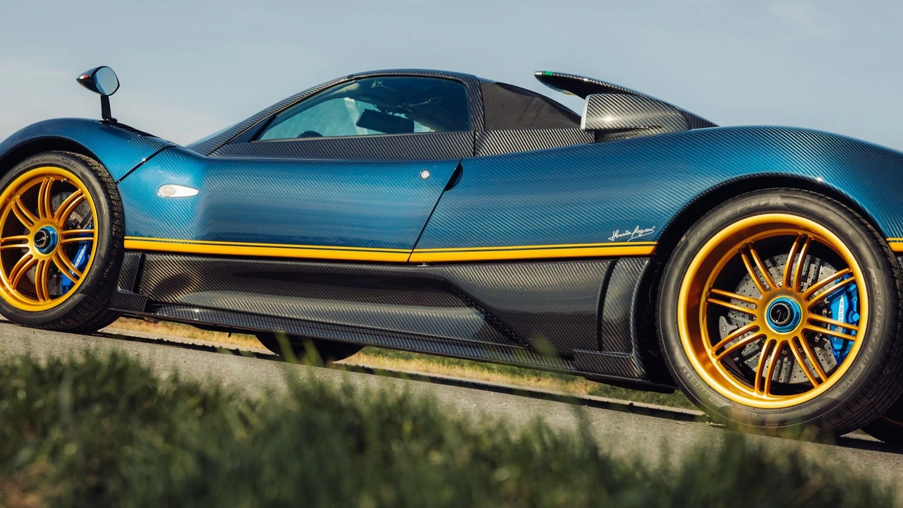 2018 Pagani Zonda - Image 28 of 31