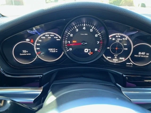 2018 Porsche 971 Panamera - Image 10 of 17