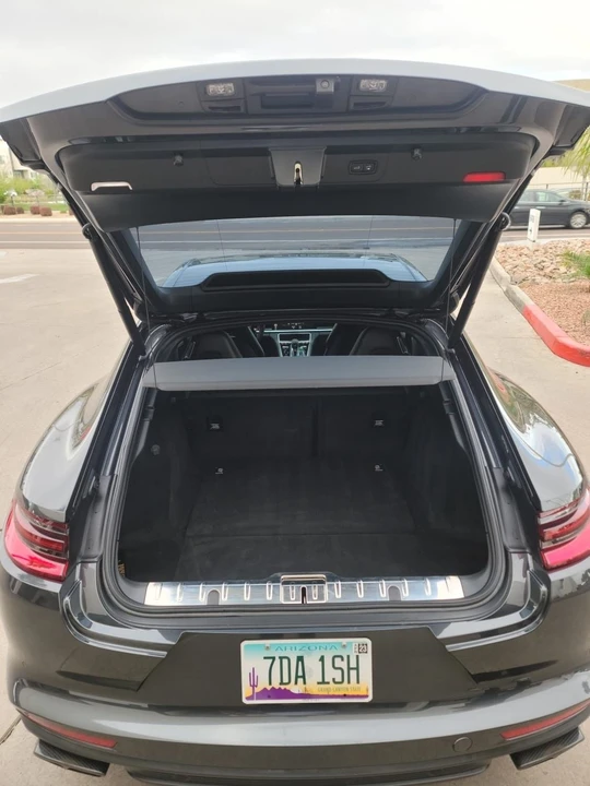 2018 Porsche 971 Panamera - Image 16 of 17