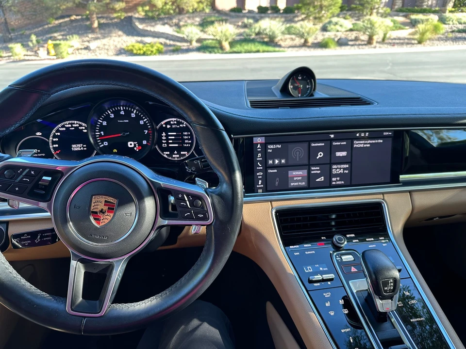 2018 Porsche 971 Panamera - Image 7 of 8