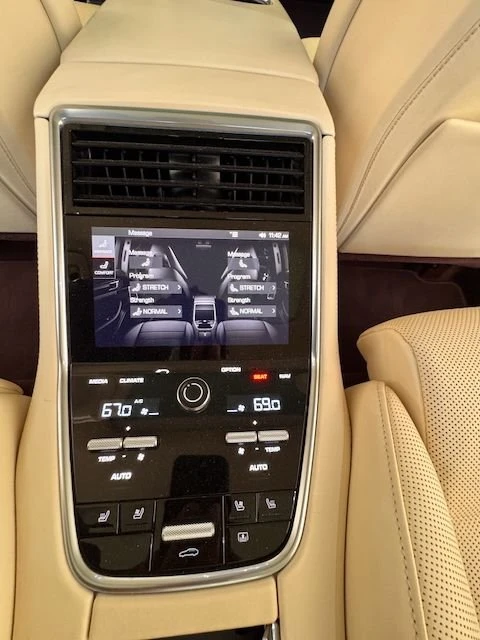 2018 Porsche 971 Panamera - Image 9 of 22