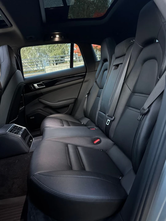 2018 Porsche 971 Panamera - Image 6 of 7