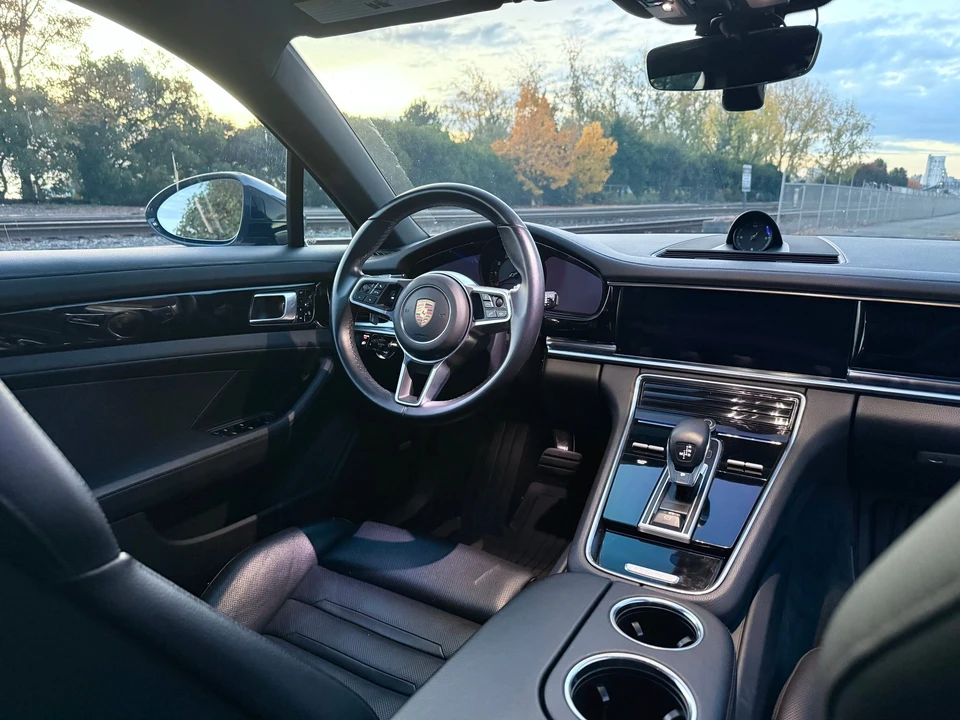 2018 Porsche 971 Panamera - Image 4 of 7