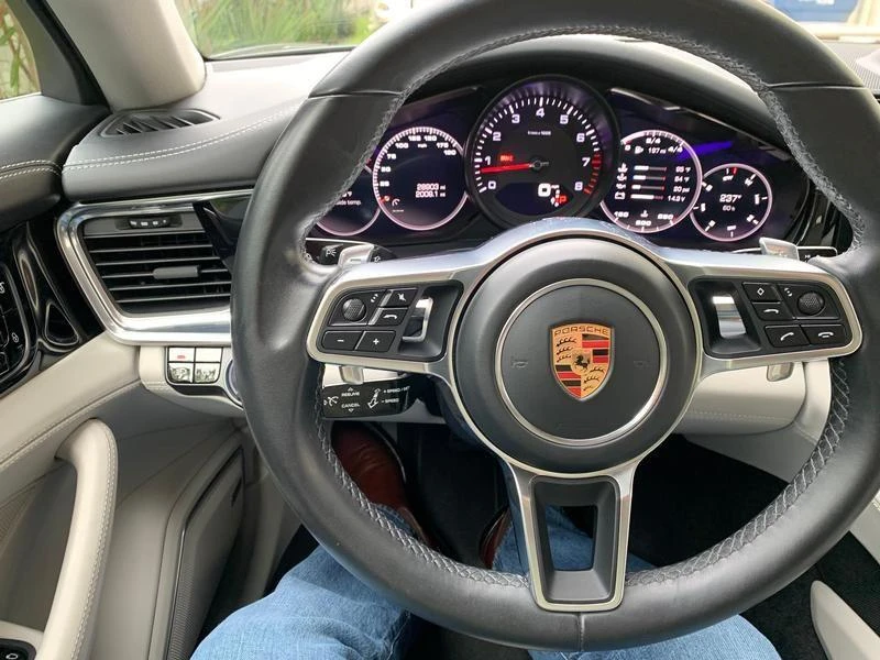 2018 Porsche 971 Panamera - Image 4 of 5
