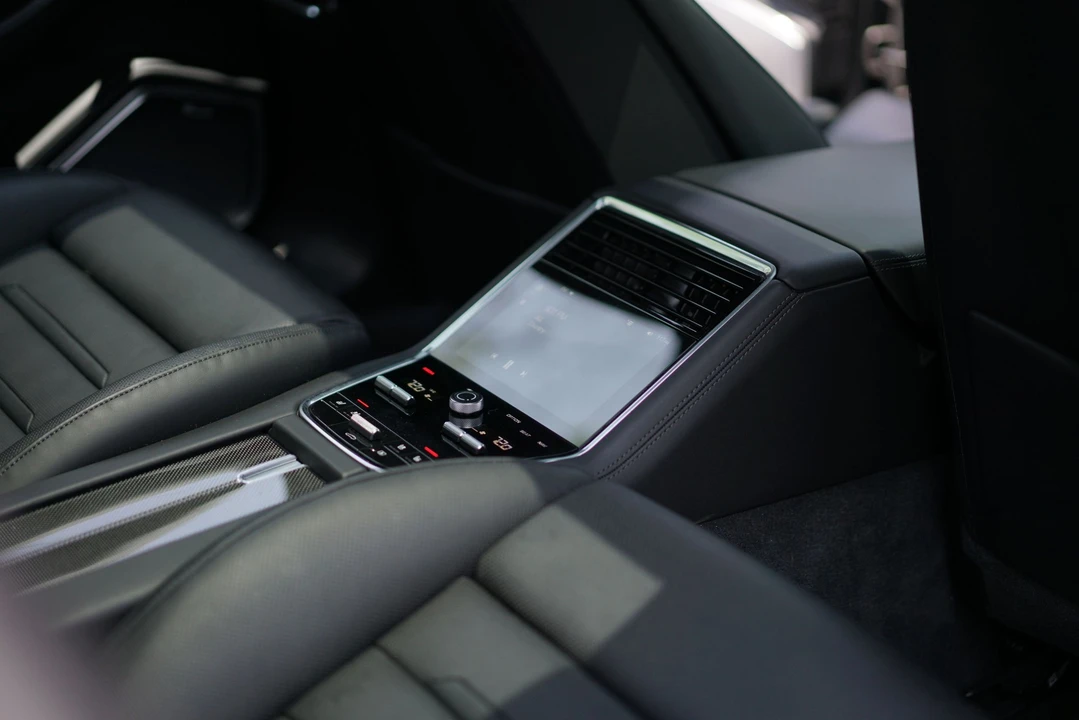 2018 Porsche 971 Panamera Turbo - Image 4 of 15