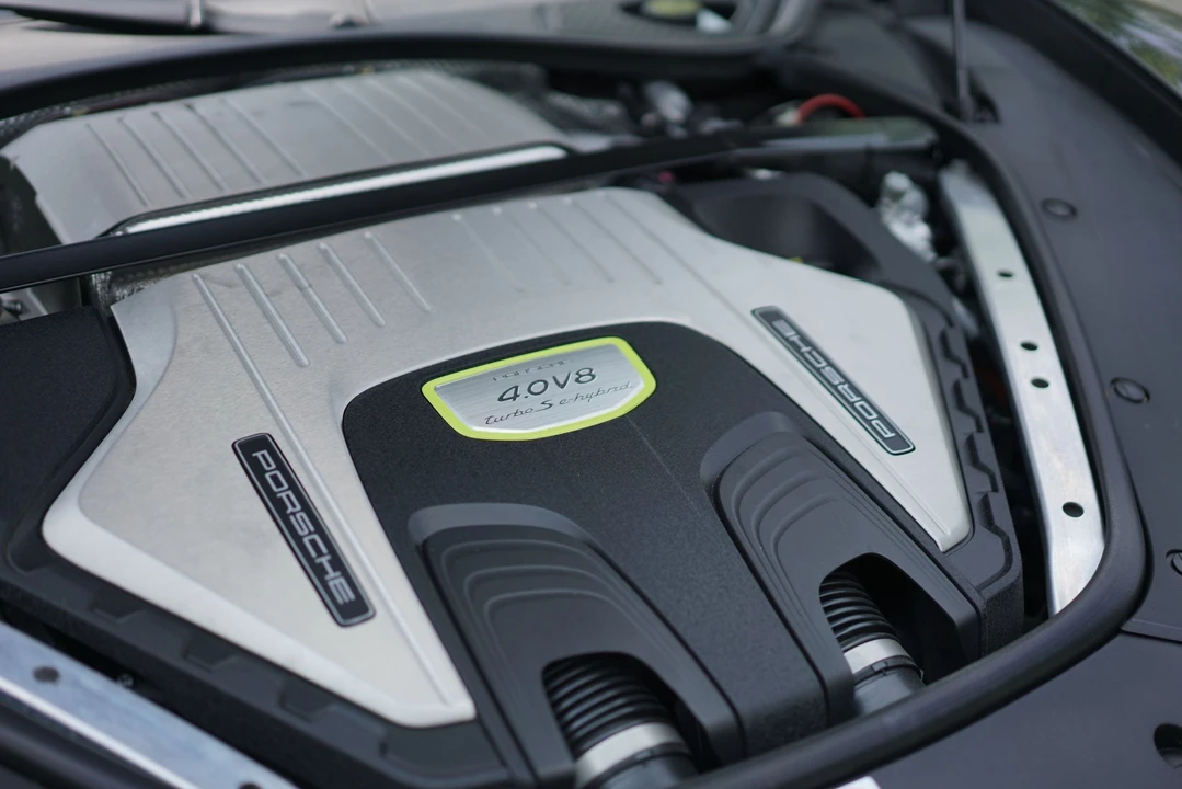 2018 Porsche 971 Panamera Turbo - Image 2 of 15