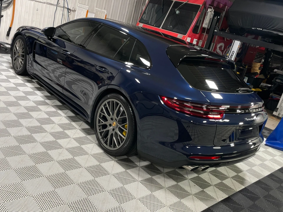 2018 Porsche 971 Panamera Sport Turismo - Image 2 of 8