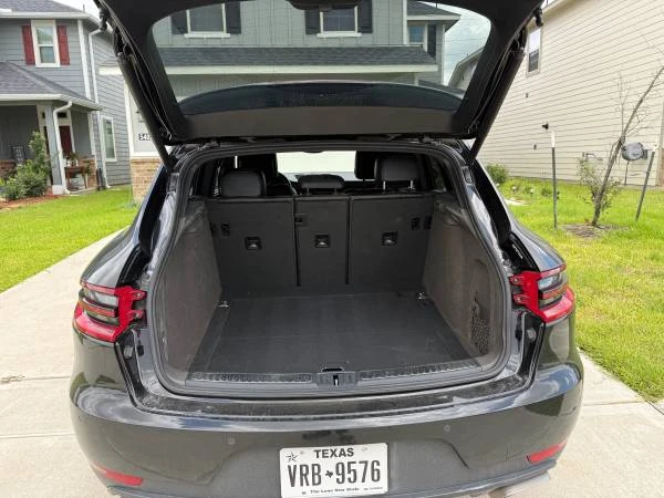 2018 Porsche Macan Turbo - Image 6 of 12