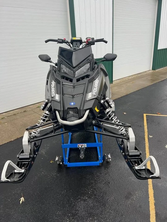 2018 Polaris - Image 2 of 7