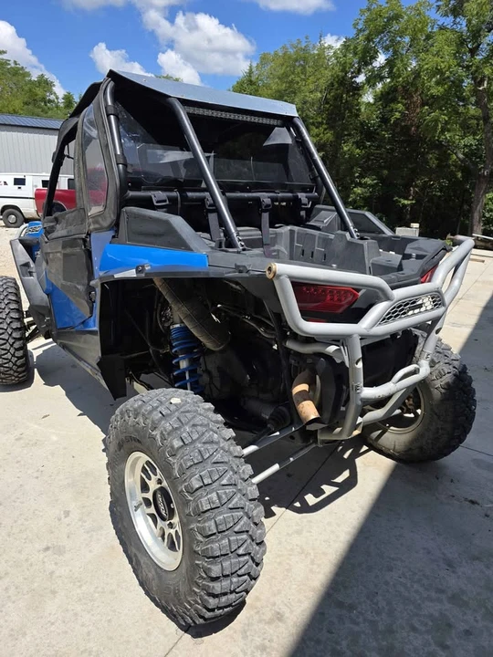 2018 Polaris - Image 4 of 9