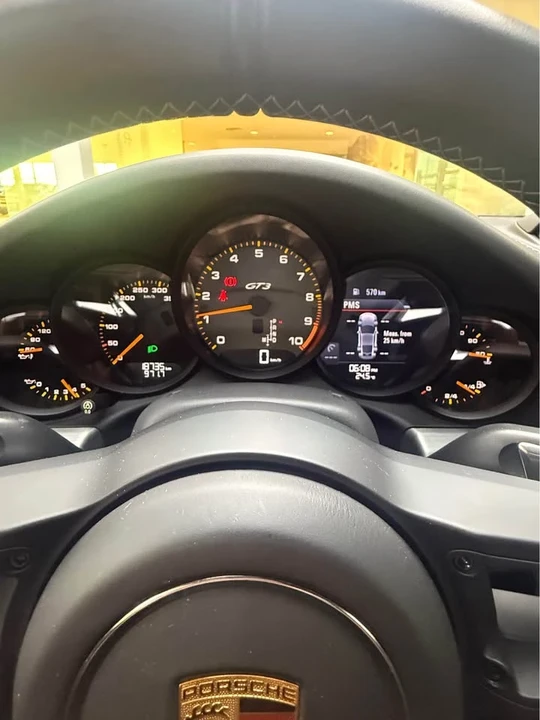2018 Porsche 991 GT3 - Image 9 of 17