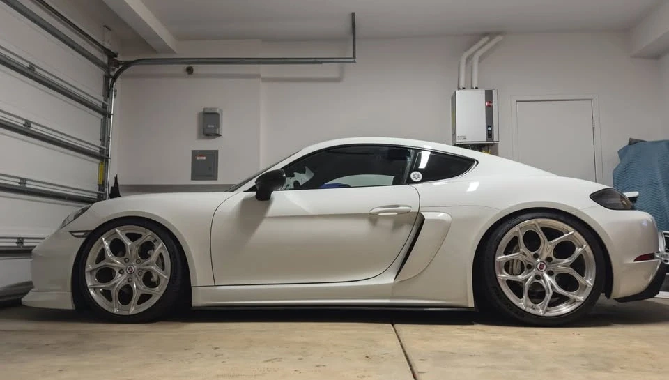 2018 Porsche 718 Cayman - Image 8 of 10