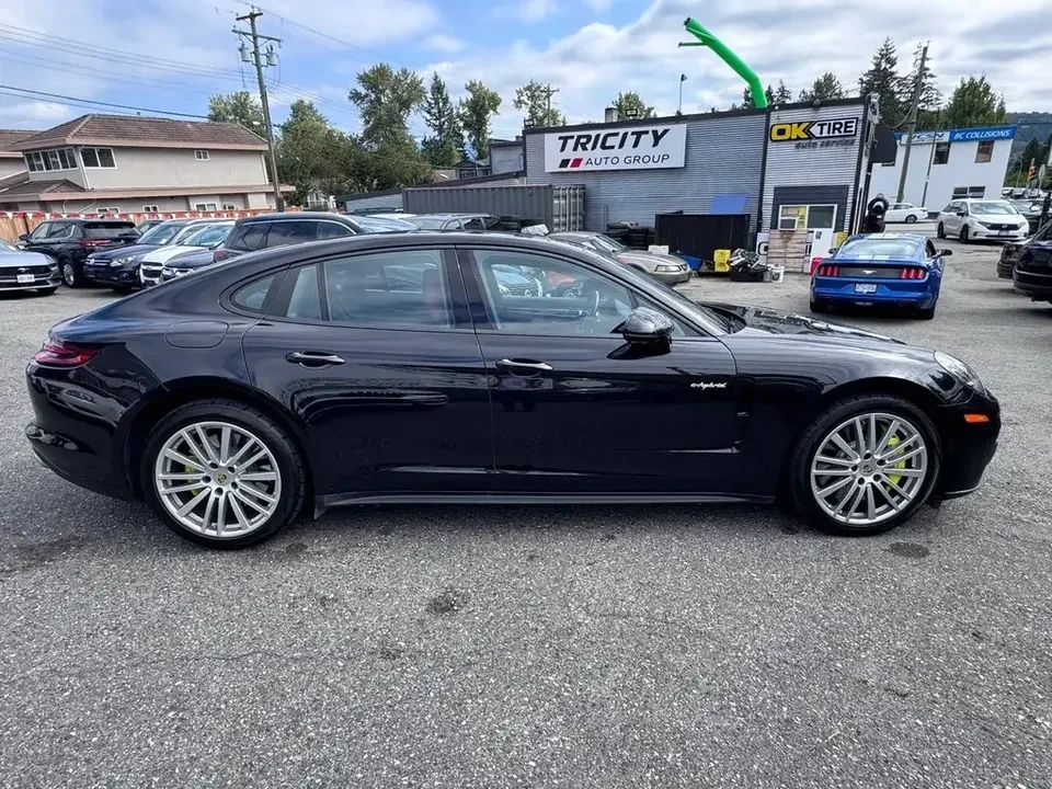 2018 Porsche 971 Panamera - Image 6 of 20