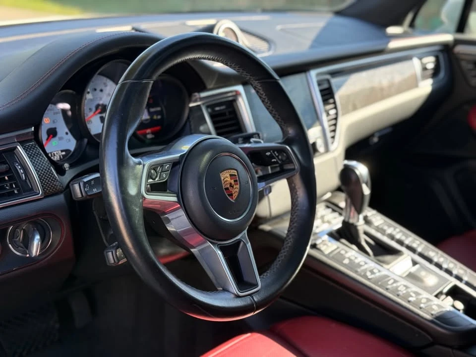 2018 Porsche Macan GTS - Image 5 of 11