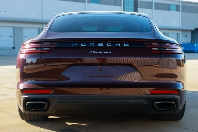 2018 Porsche 971 Panamera - Image 8 of 19