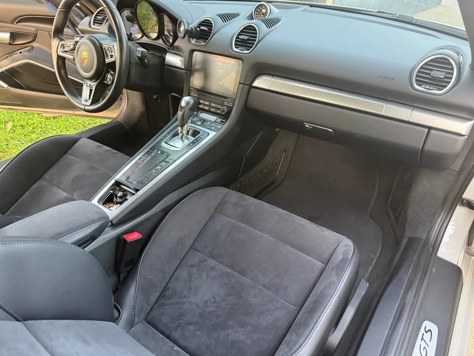 2018 Porsche 718 Cayman GTS - Image 18 of 20