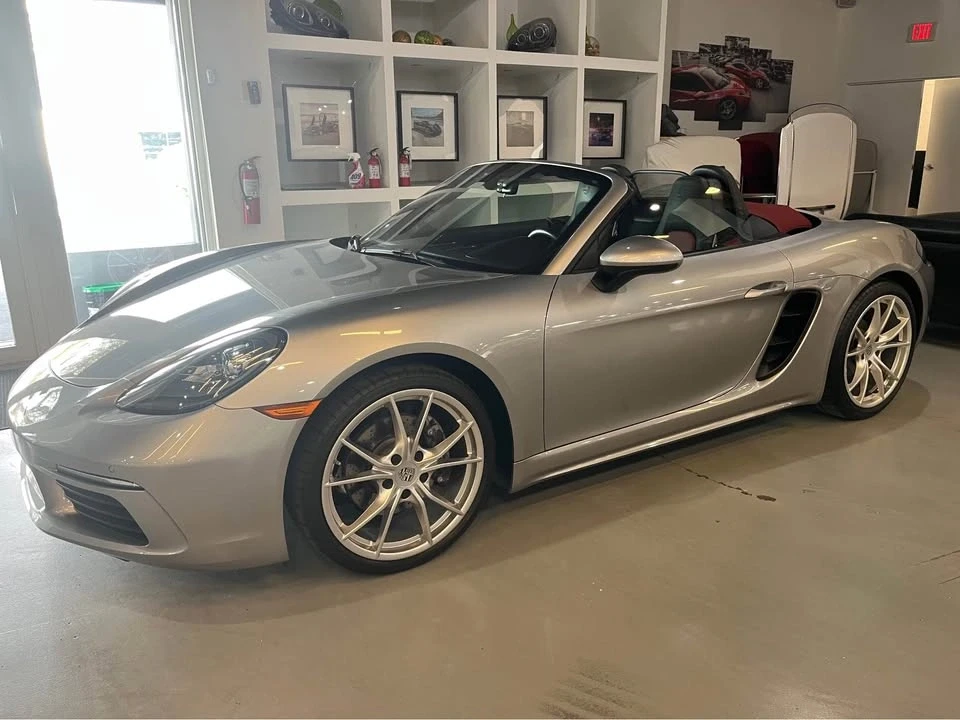 2018 Porsche 718 Boxster - Image 2 of 10
