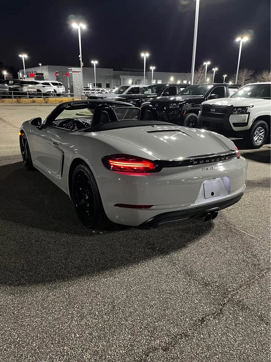 2018 Porsche 718 Boxster - Image 4 of 4