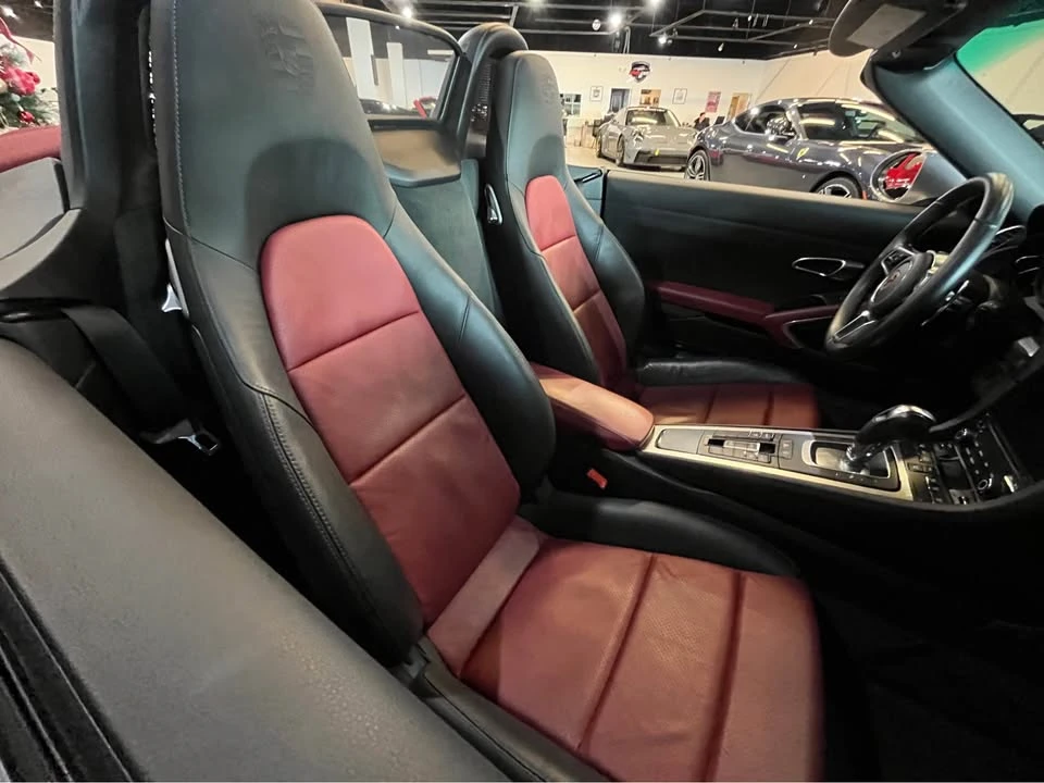 2018 Porsche 718 Boxster - Image 8 of 9