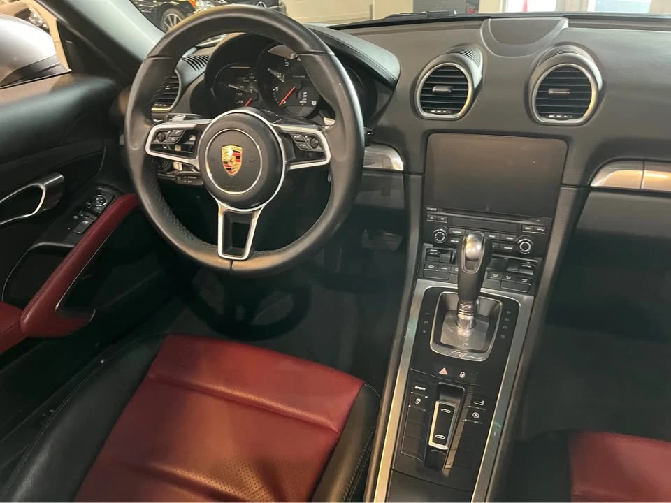 2018 Porsche 718 Boxster - Image 9 of 9