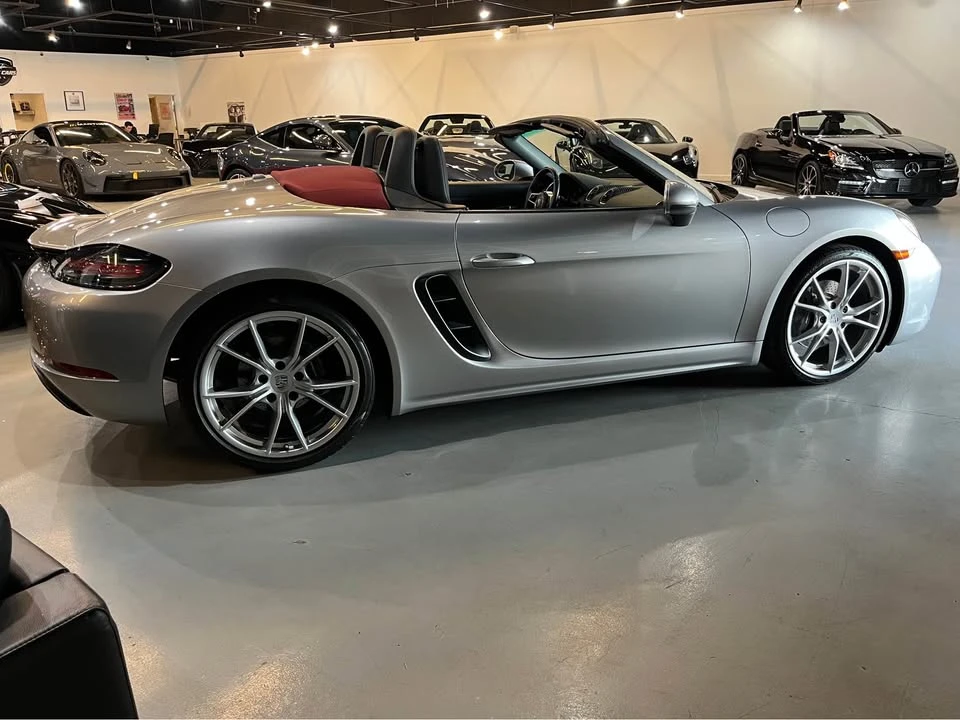 2018 Porsche 718 Boxster - Image 3 of 9