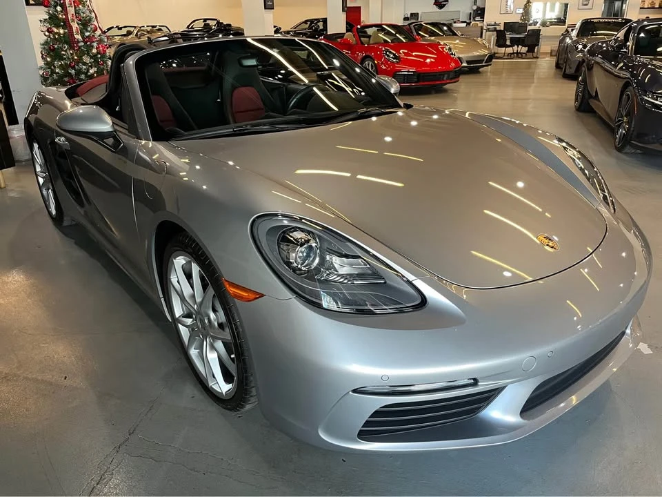 2018 Porsche 718 Boxster - Image 2 of 9