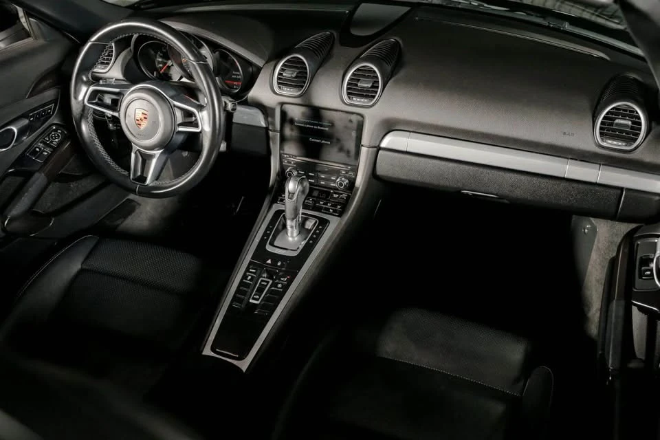 2018 Porsche 718 Boxster - Image 12 of 17