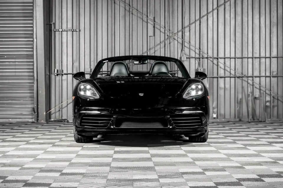 2018 Porsche 718 Boxster - Image 2 of 17