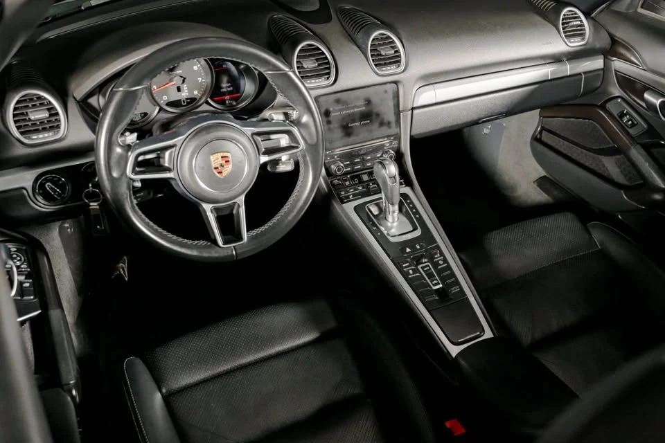 2018 Porsche 718 Boxster - Image 6 of 17