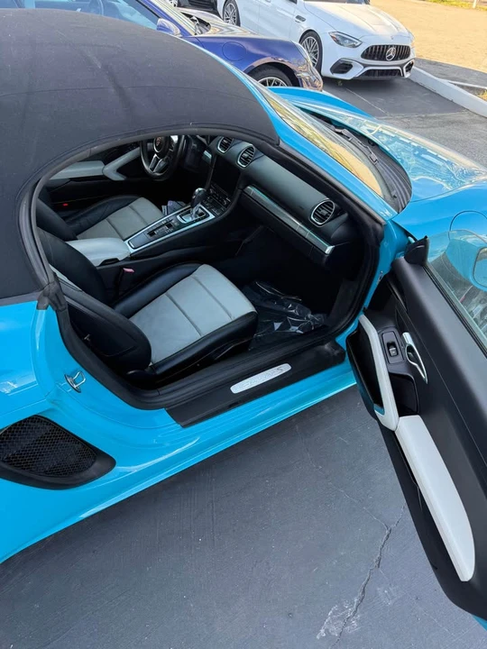 2018 Porsche 718 Boxster S - Image 4 of 5
